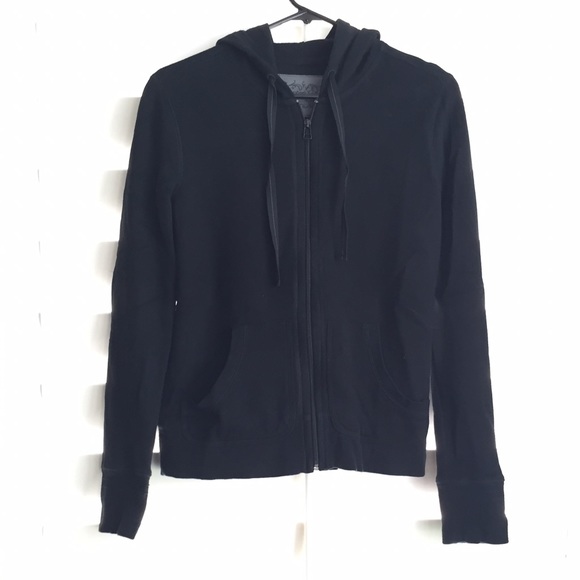 Woman's hooded sweatshirt and sweatpants