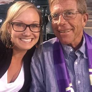 Meet your Posher, Hillary