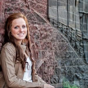 Meet your Posher, Laura