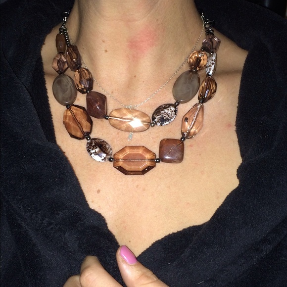 Multi tone brown Statement necklace!