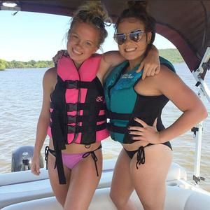 Meet your Posher, Brooke