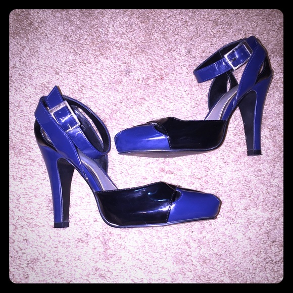 Cute ankle strap peep toes