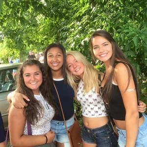 Meet your Posher, Paige