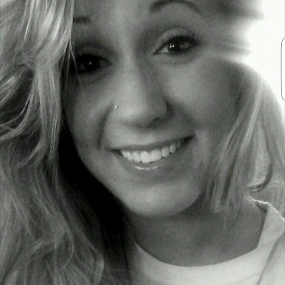 Meet your Posher, Grace - Picture 1 of 1