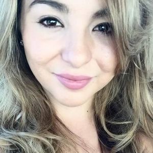 Meet your Posher, Alexandra