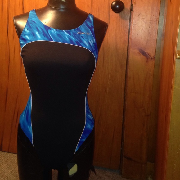 One piece bathing suit