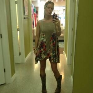 Meet your Posher, Melissa