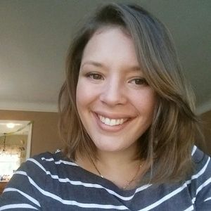 Meet your Posher, Holly