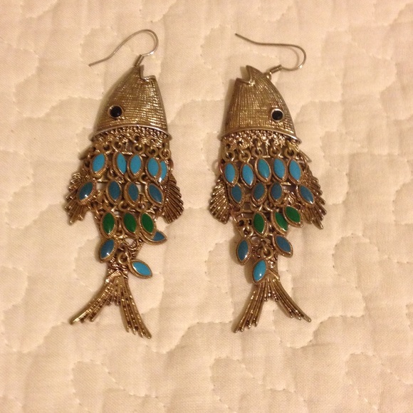 Gold fish earrings
