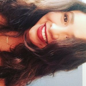 Meet your Posher, Vanessa