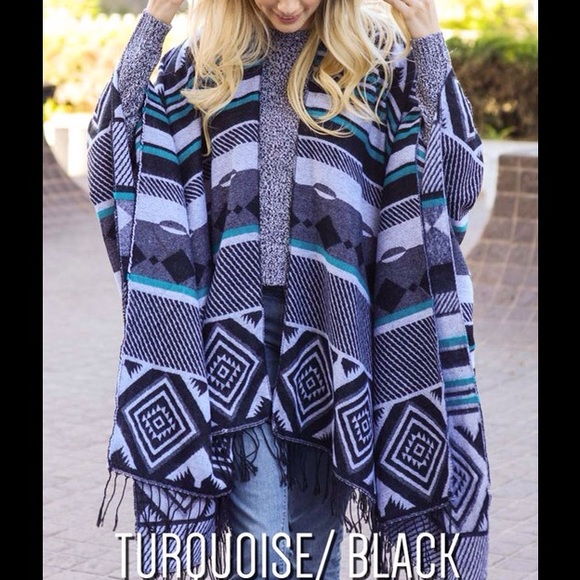 ️SOLD out for now tribal poncho - Picture 3 of 3