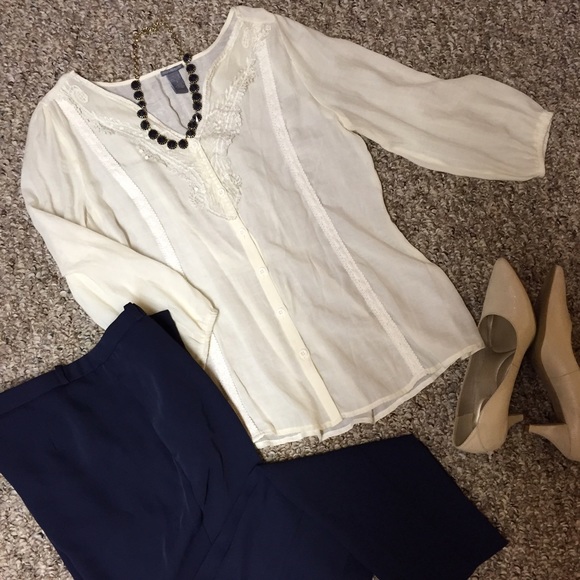 Cream dressy top with lace detail