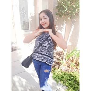 Meet your Posher, Renata