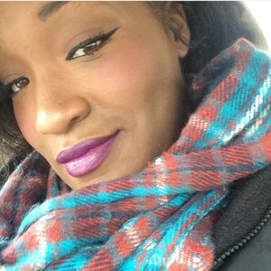 Meet your Posher, Melanie