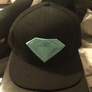 Diamond SnapBack