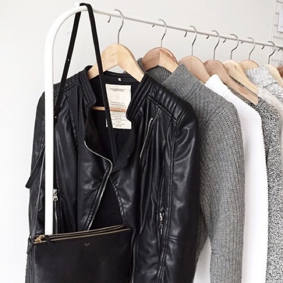 • Party Theme • Wardrobe Goals • - Picture 4 of 4