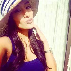 Meet your Posher, Lena