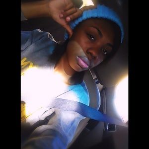 Meet your Posher, Ty