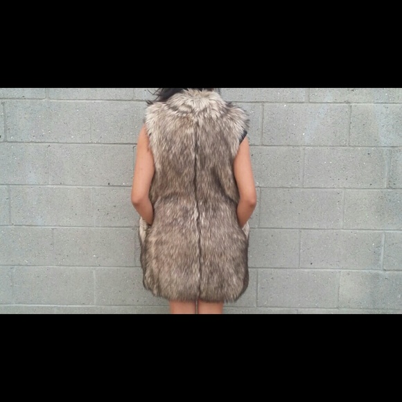 Michael Kors Faux Fur Vest - Picture 3 of 3