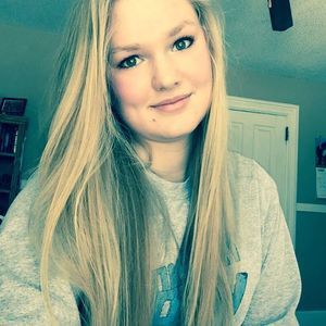 Meet your Posher, Aurora