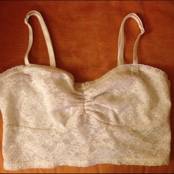 Forever 21 Other - Lace bralette / cropped cami