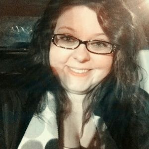 Meet your Posher, Courtney