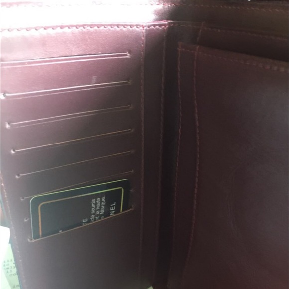 Chanel caviar wallet MAKE OFFERS - Picture 2 of 4