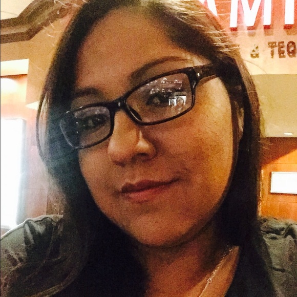 Meet your Posher, Yahaira