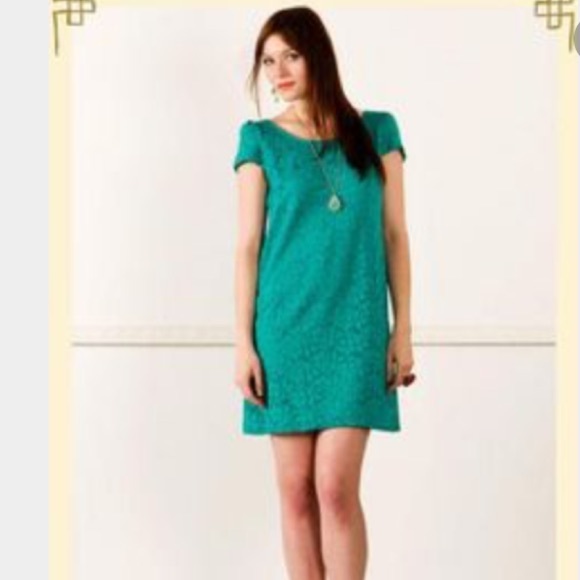 Francesca's Green Lace Shift Dress