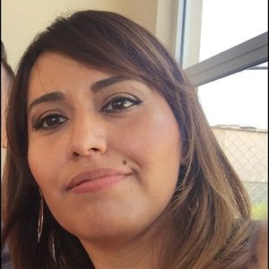 Meet your Posher, Jeni