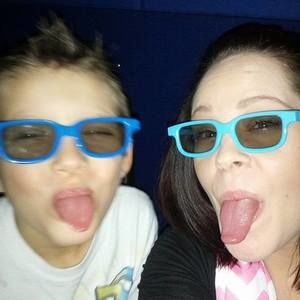 Meet your Posher, Sharon