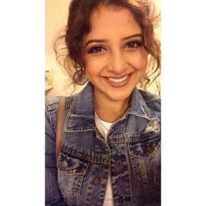 Meet your Posher, Sonia