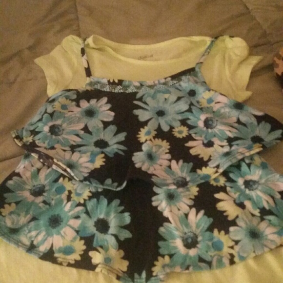 Youth top
