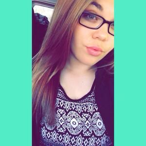 Meet your Posher, Delia