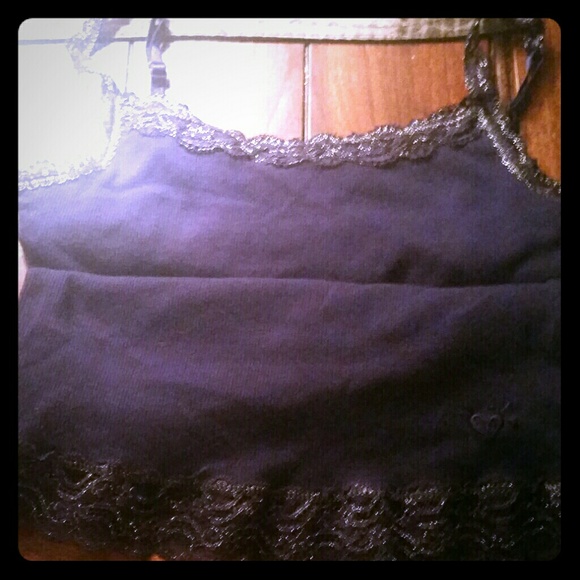 Sleeveless tank