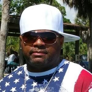 Meet your Posher, Troy