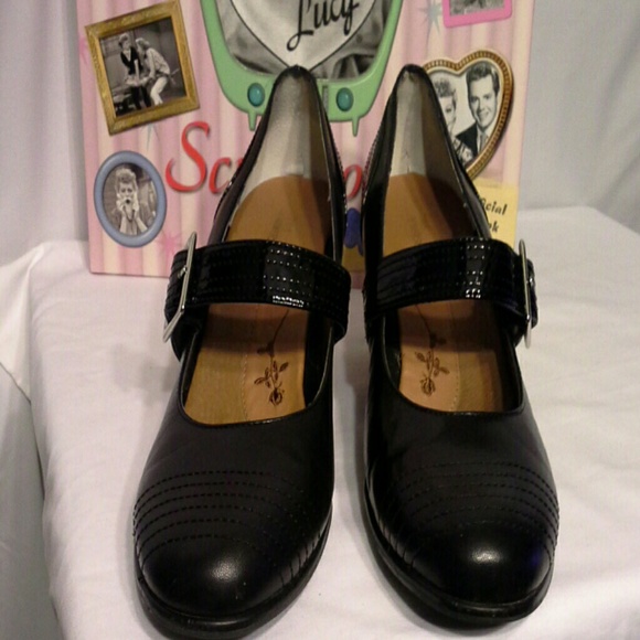 ROS HOMMERSON MARY JANE SHOES! - Picture 2 of 3