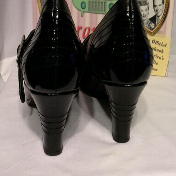 ROS HOMMERSON MARY JANE SHOES! - Picture 3 of 3