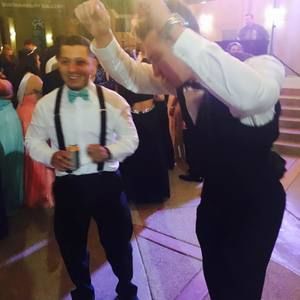 Meet your Posher, Moises