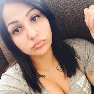 Meet your Posher, Beverly