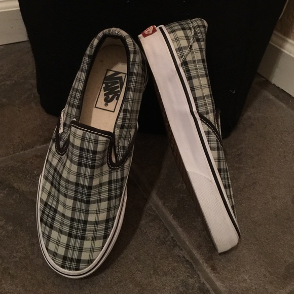 Vans slip on