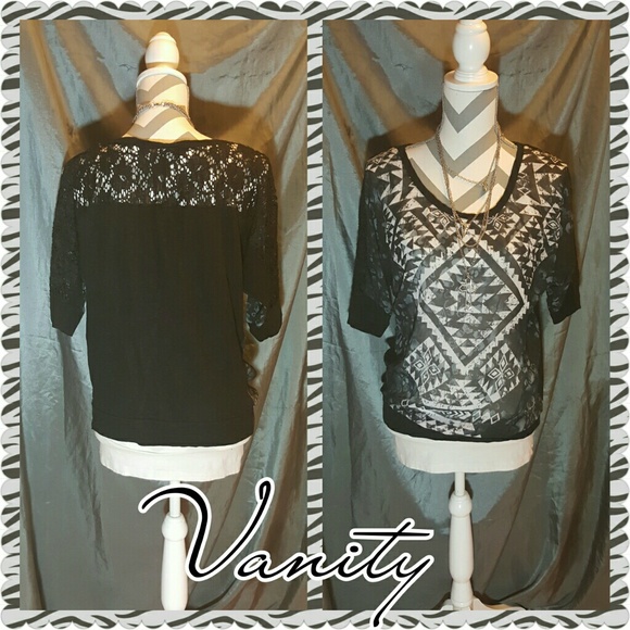 Vanity geometric print top