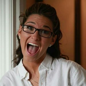 Meet your Posher, Kendra