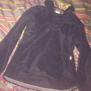 Black northface pullover