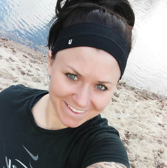 Meet your Posher, Riley - Picture 1 of 1