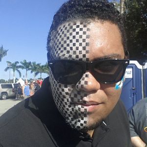 Meet your Posher, Yoscar