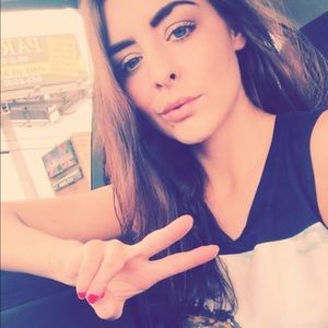 Meet your Posher, Ashley