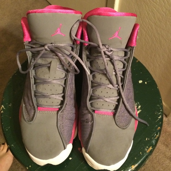 Pink and gray Jordans size 6 1/2