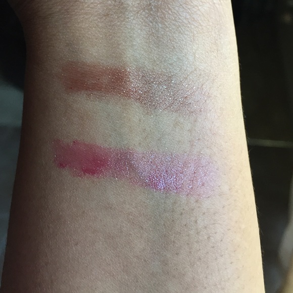 Femme Couture Lipstick- selling bundle- never worn - Picture 2 of 2