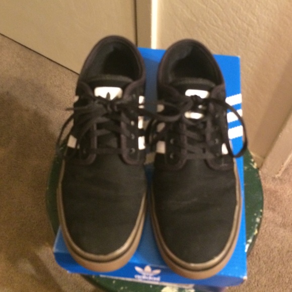 Adidas shoes black and white